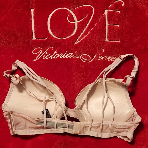 Bra - Picture 3 of 3